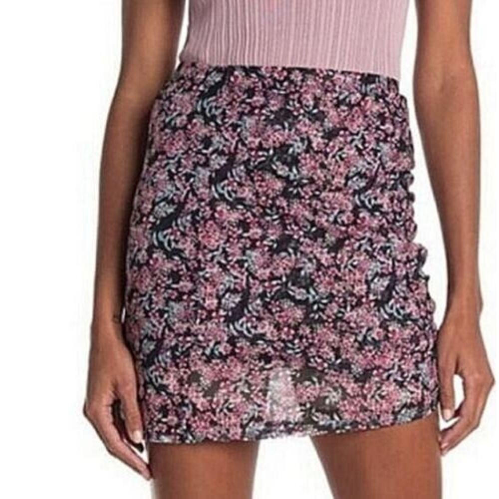 Socialite Women's Floral‎ Pleated Side Lined Mesh Mini Skirt In Black Floral Med